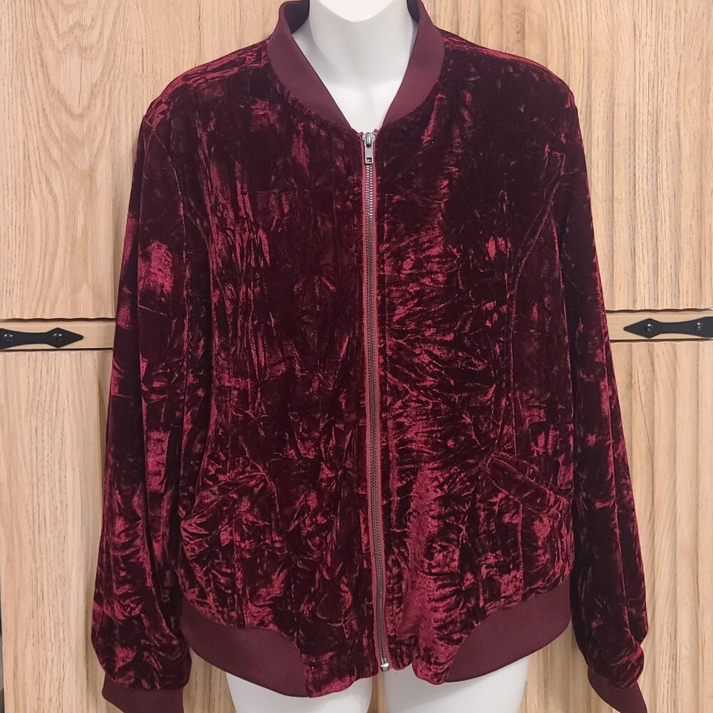 Kensie Jeans Crushed Burgundy Velvet Bomber Jacket - Women's Size Medium - Picture 4 of 15